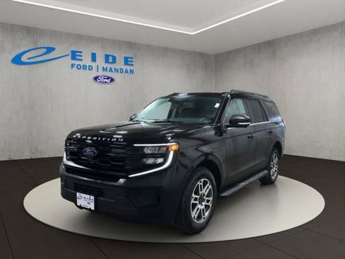 New 2026 Ford Expedition Active image 5