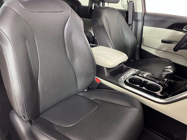 Used 2024 Kia Carnival SX Prestige FWD image 41