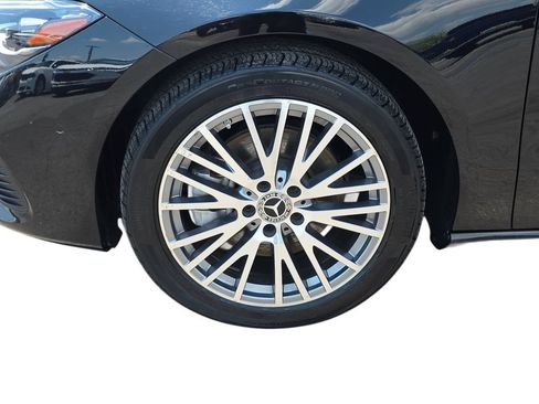 Used 2025 Mercedes-Benz CLA 250 image 30