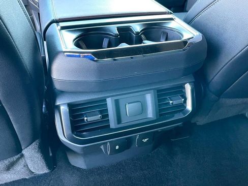 Used 2021 Ford F150 Lariat image 24