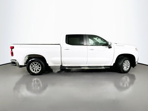 Used 2020 Chevrolet Silverado 1500 LT w/ Convenience Package AWD/4WD image 8