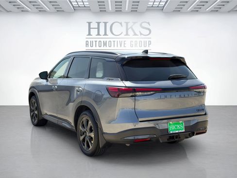 Certified 2026 INFINITI QX60 Autograph w/ Dark Cargo Package image 7