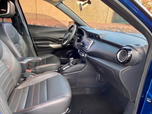 Used 2020 Nissan Kicks SR w/ SR Premium Package image 52