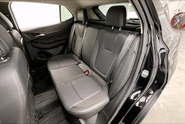 Certified 2023 Buick Encore GX Preferred w/ Cold Weather Comfort Package AWD/4WD image 19