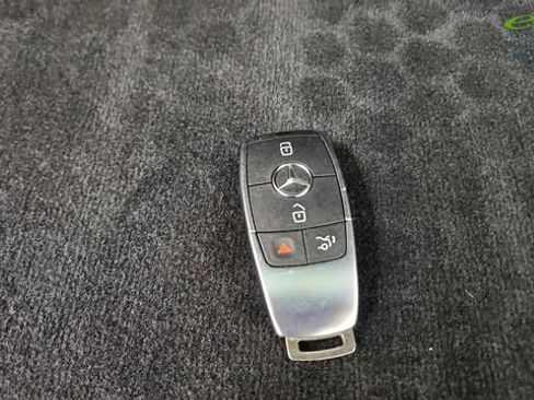 Used 2025 Mercedes-Benz GLS 450 4MATIC image 64