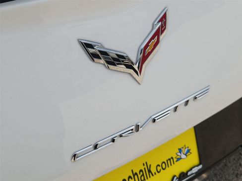 Used 2018 Chevrolet Corvette Stingray Coupe w/ 2LT Preferred Equipment Group RWD image 29