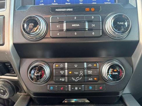 Used 2021 Ford F250 Platinum image 37