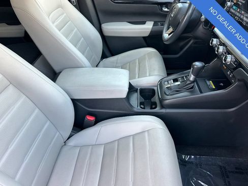 Used 2024 Honda CR-V EX-L image 17