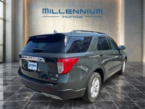 Used 2023 Ford Explorer XLT w/ Equipment Group 202A AWD/4WD image 16