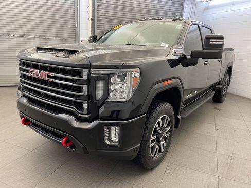 Used 2022 GMC Sierra 2500 AT4 w/ AT4 Preferred Package image 5