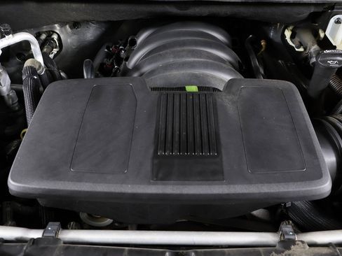 Used 2020 Chevrolet Silverado 1500 LTZ w/ LTZ Convenience Package image 17