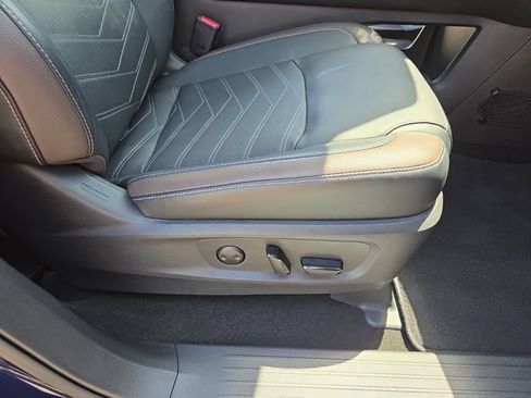 Certified 2024 Nissan Pathfinder Platinum w/ Cargo Package FWD image 39