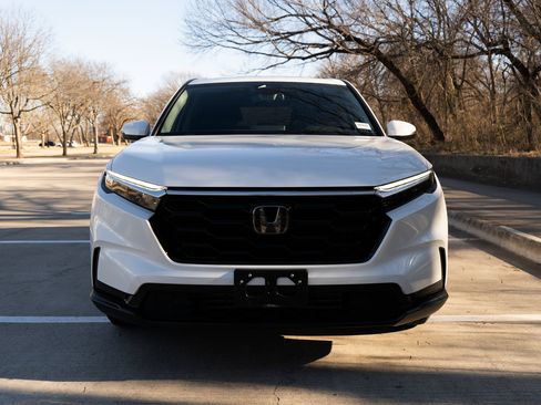 Certified 2023 Honda CR-V EX image 3