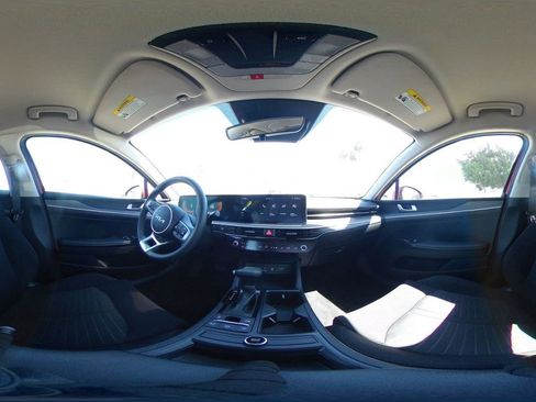 Used 2025 Kia K5 LXS image 43