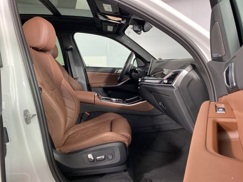 New 2026 BMW X5 xDrive50e w/ Premium Package image 26