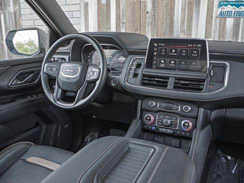Used 2023 GMC Yukon XL AT4 w/ AT4 Premium Plus Package AWD/4WD image 16