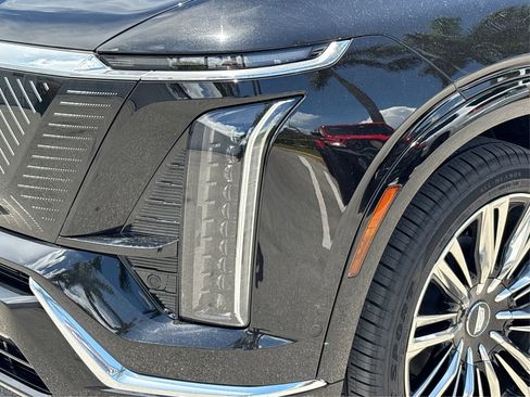 New 2026 Cadillac Vistiq Premium Luxury image 14