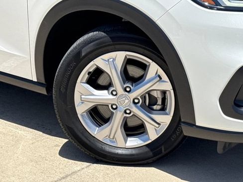 Used 2025 Honda HR-V LX image 2