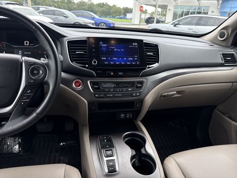 Certified 2023 Honda Ridgeline RTL image 22