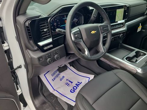 New 2026 Chevrolet Silverado 2500 LTZ w/ LTZ Convenience Package AWD/4WD image 19