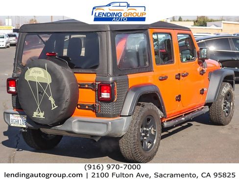 Used 2018 Jeep Wrangler Unlimited Sport image 4