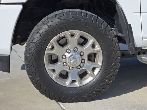 Used 2023 RAM 2500 Laramie image 14