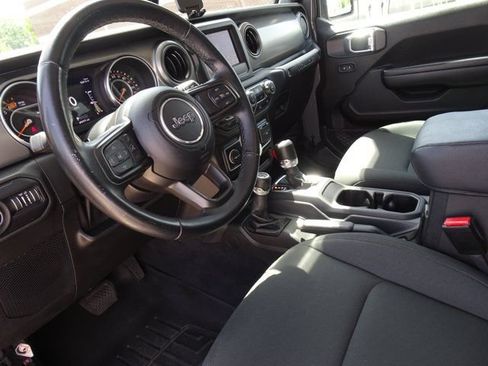 Used 2021 Jeep Wrangler Sport AWD/4WD image 13