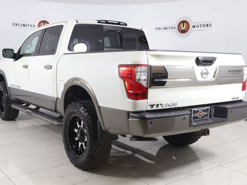 Used 2018 Nissan Titan Platinum Reserve w/ Platinum Utility Package AWD/4WD image 4