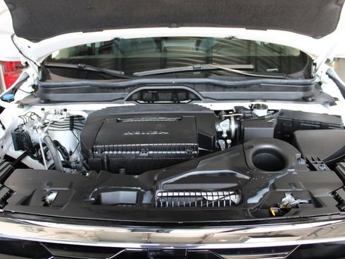 Used 2025 Honda Pilot Touring image 9