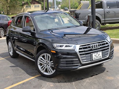 Used 2018 Audi Q5 2.0T Premium Plus w/ Premium Plus Package image 7