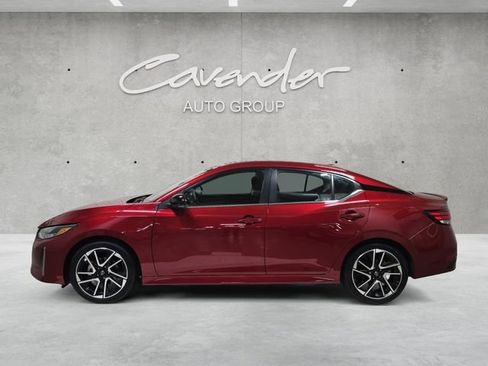 Certified 2025 Nissan Sentra SR image 13