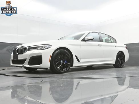 Certified 2023 BMW 530i w/ M Sport Package RWD image 42