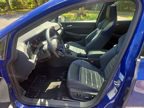 Used 2022 Volkswagen Golf R AWD/4WD image 3