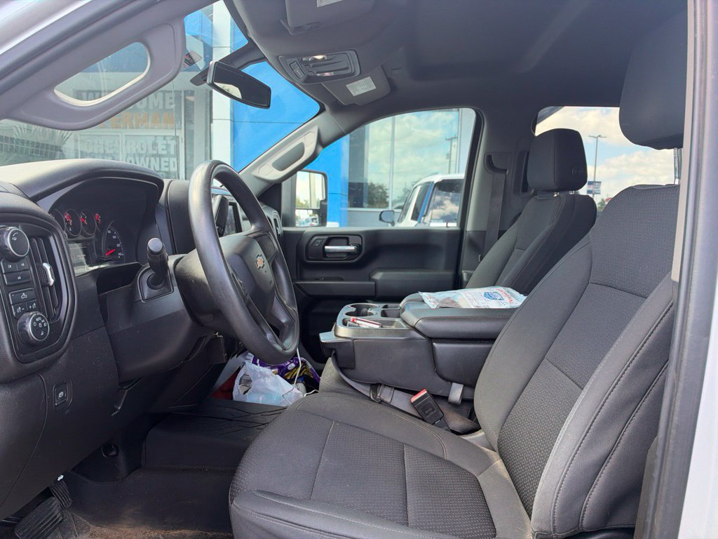 Used 2021 Chevrolet Silverado 2500 Custom w/ Custom Value Package AWD/4WD image 10