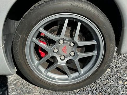 Used 2001 Chevrolet Corvette Z06 w/ Memory Pkg image 20