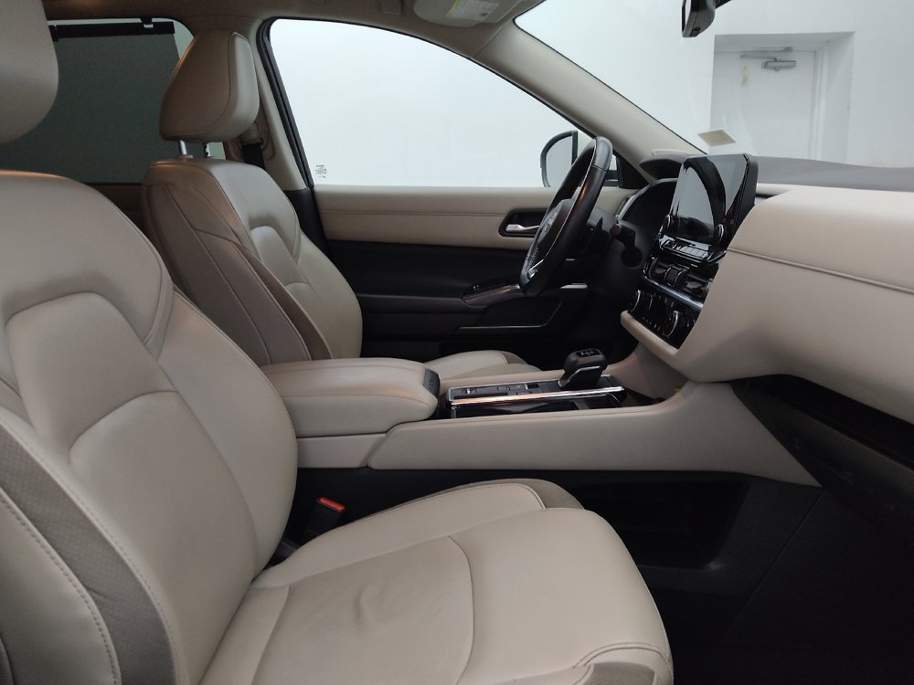 Used 2023 Nissan Pathfinder SL w/ SL Premium Package FWD image 21