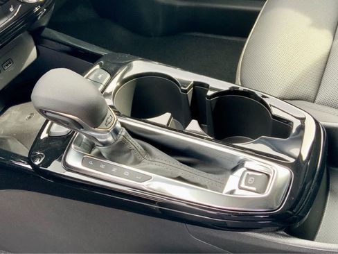 New 2026 Chevrolet Trax ACTIV w/ Sunroof Package FWD image 45