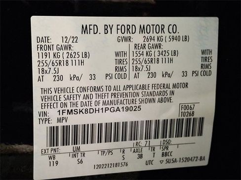 Used 2023 Ford Explorer XLT w/ Equipment Group 202A image 27