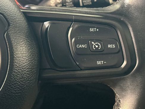 Used 2020 Jeep Wrangler Unlimited Sport AWD/4WD image 30