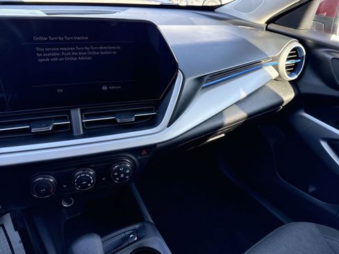 Used 2024 Chevrolet Trax LS w/ LS Convenience Package image 19