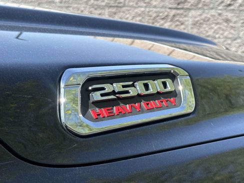 Used 2019 RAM 2500 Big Horn AWD/4WD image 11
