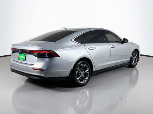 Used 2024 Honda Accord EX image 10