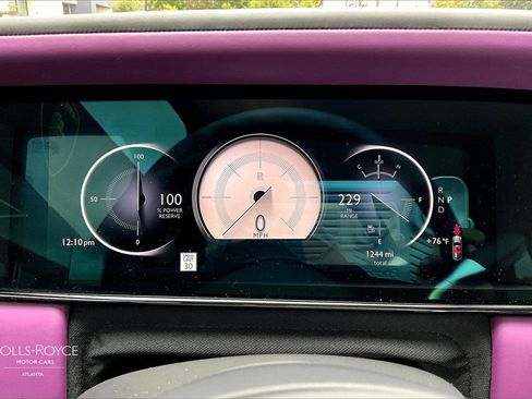 Certified 2025 Rolls-Royce Cullinan image 17