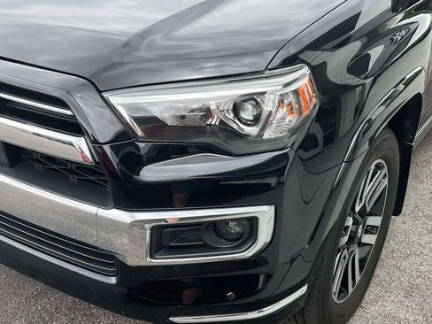 Used 2021 Toyota 4Runner Limited AWD/4WD image 9