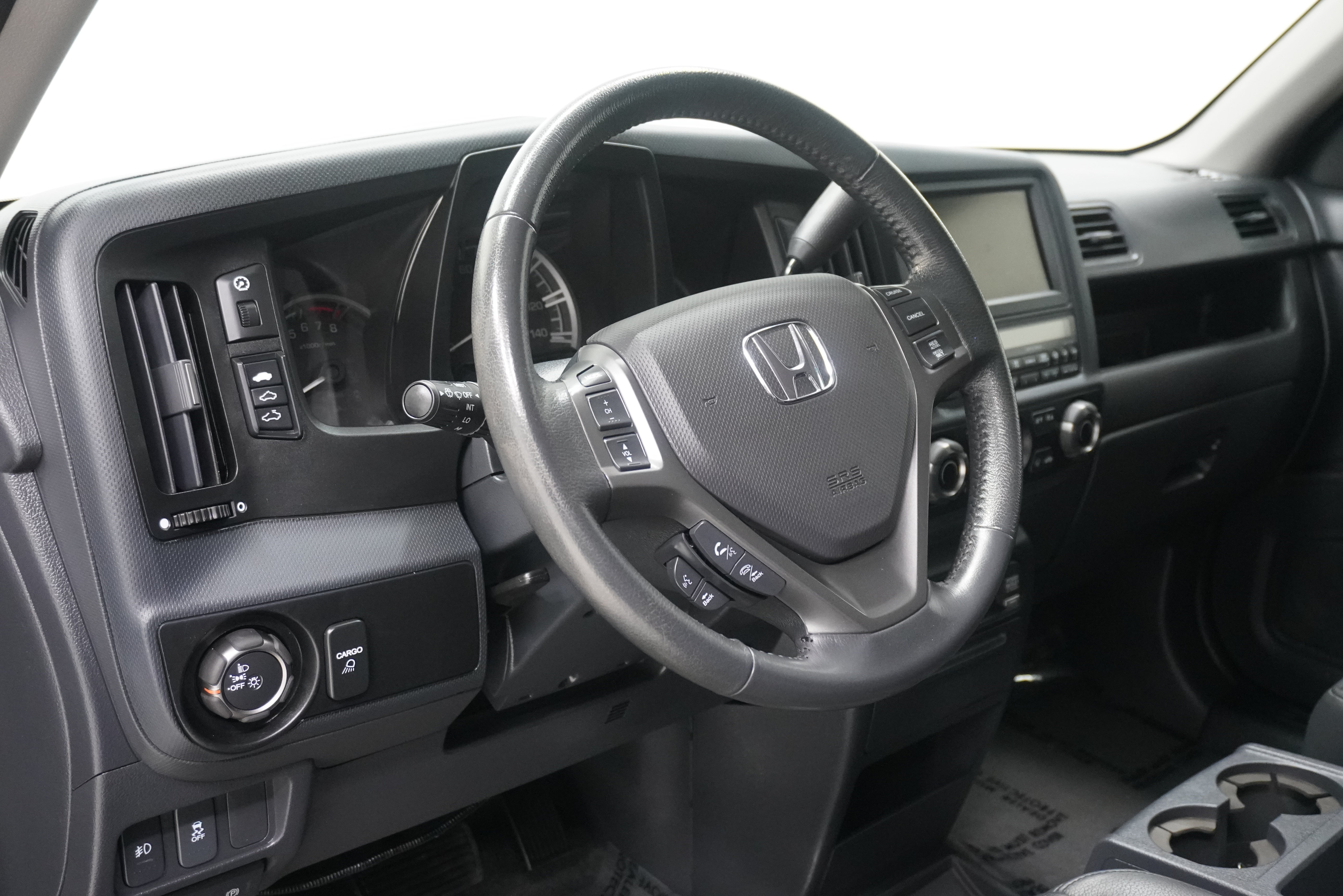 Used 2014 Honda Ridgeline SE image 11