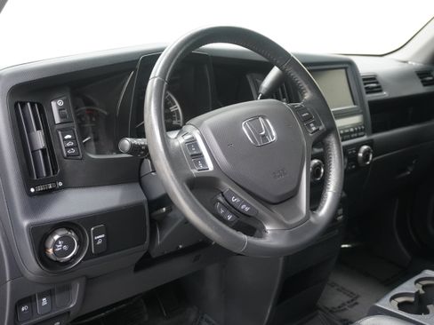 Used 2014 Honda Ridgeline SE image 11