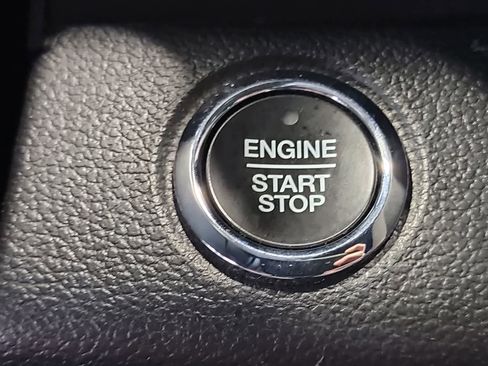Used 2020 Ford F150 Lariat w/ Equipment Group 502A Luxury AWD/4WD image 23