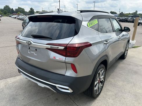 Used 2021 Kia Seltos S AWD/4WD image 5