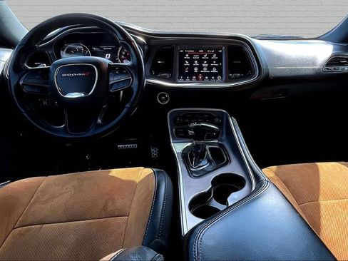 Used 2022 Dodge Challenger R/T Scat Pack w/ Plus Package RWD image 7