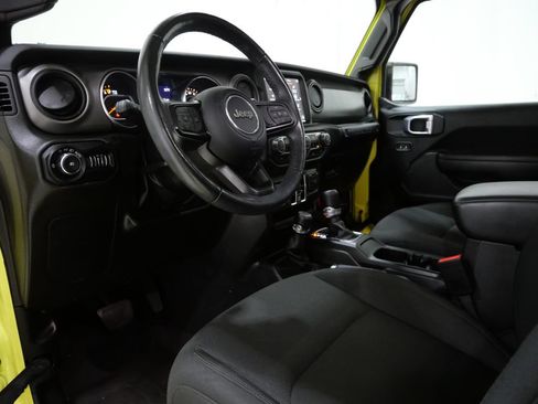Used 2022 Jeep Wrangler Unlimited Sport AWD/4WD image 12